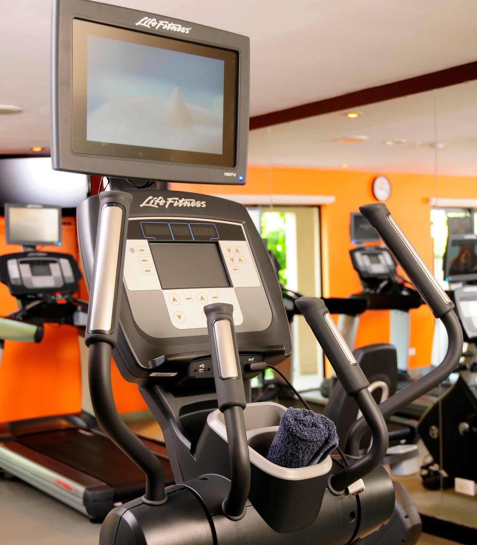 Courtyard By Marriott San Salvador Otel Dış mekan fotoğraf