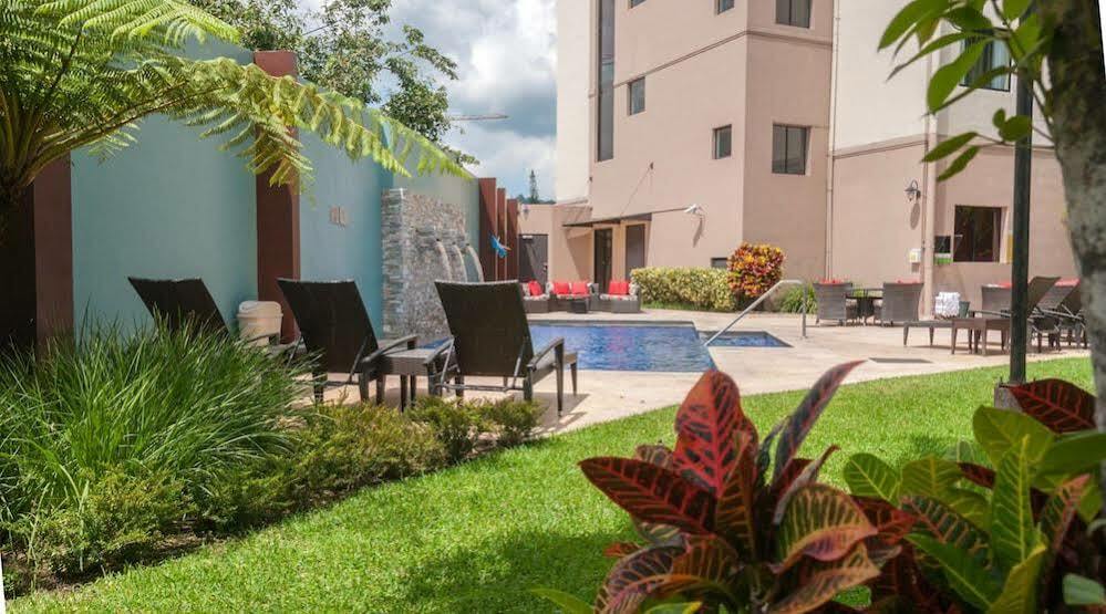 Courtyard By Marriott San Salvador Otel Dış mekan fotoğraf